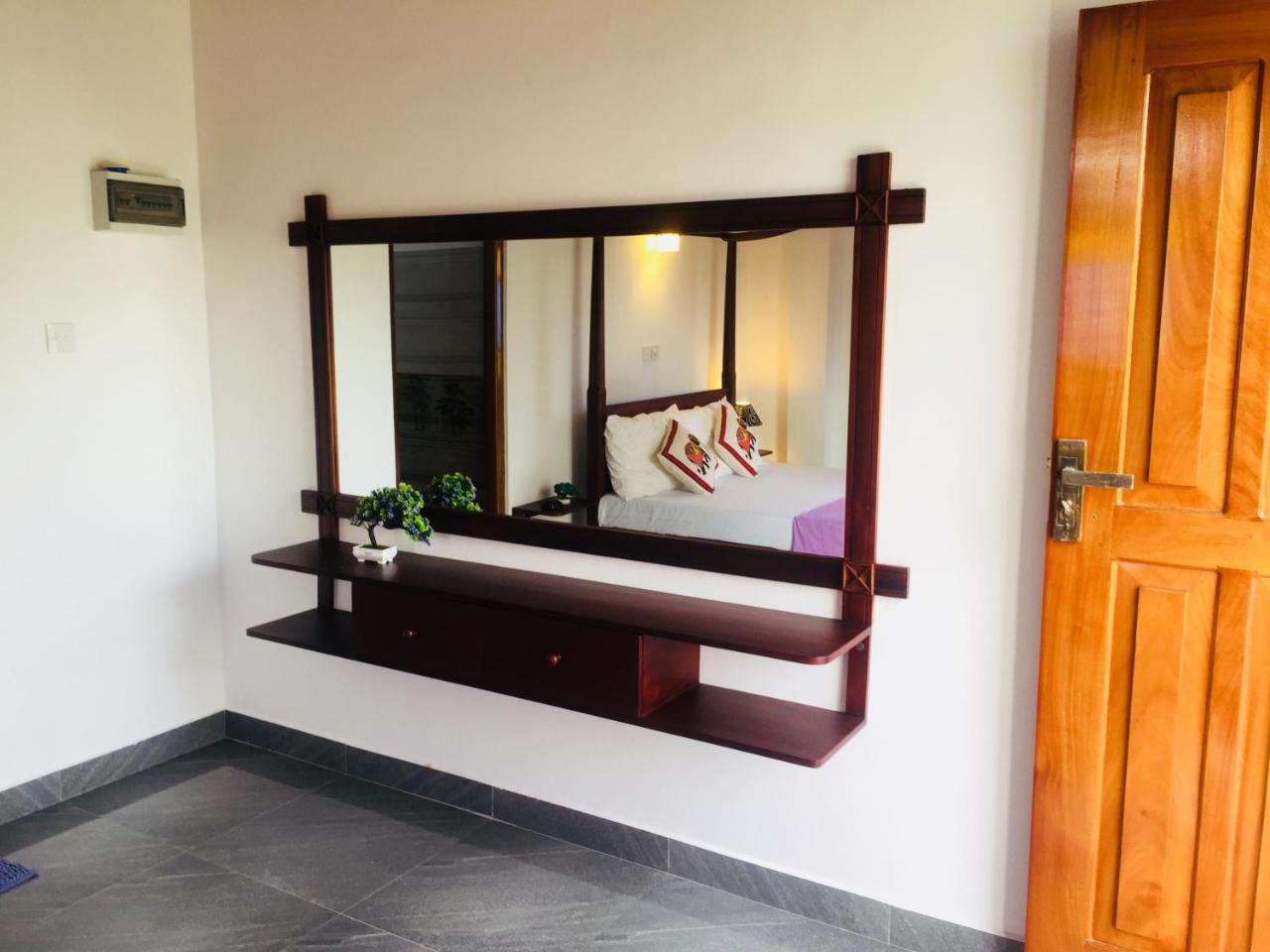 Sanjula Apartments Hikkaduwa Exterior foto